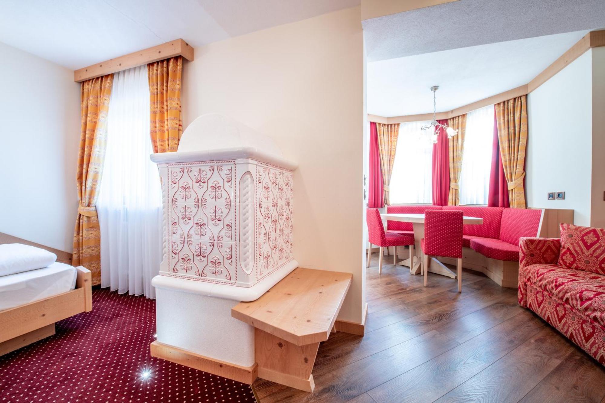 Rene Dolomites Boutique Hotel Pozza di Fassa