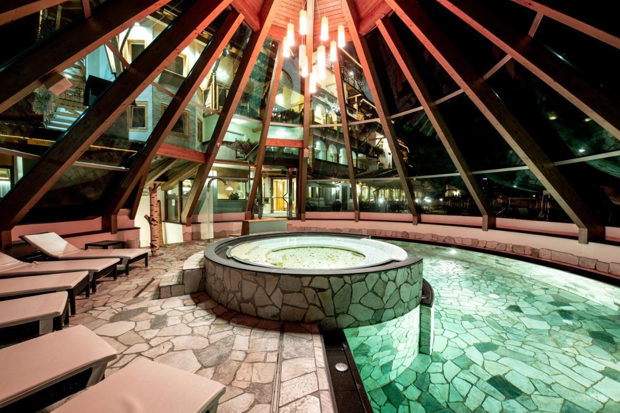 Rene Dolomites Boutique Hotel 4*